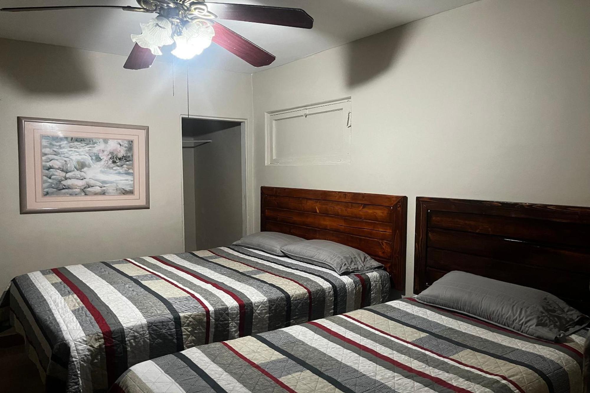 Oyo Hotel Linda Tijuana Bagian luar foto