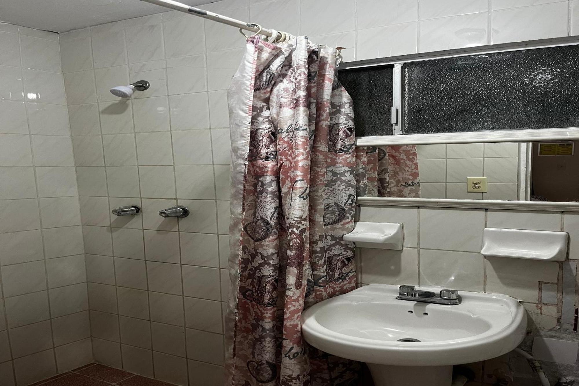 Oyo Hotel Linda Tijuana Bagian luar foto